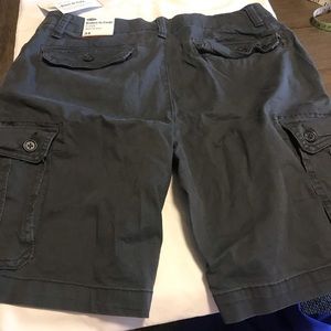 Old Navy cargo shorts NWT size 34